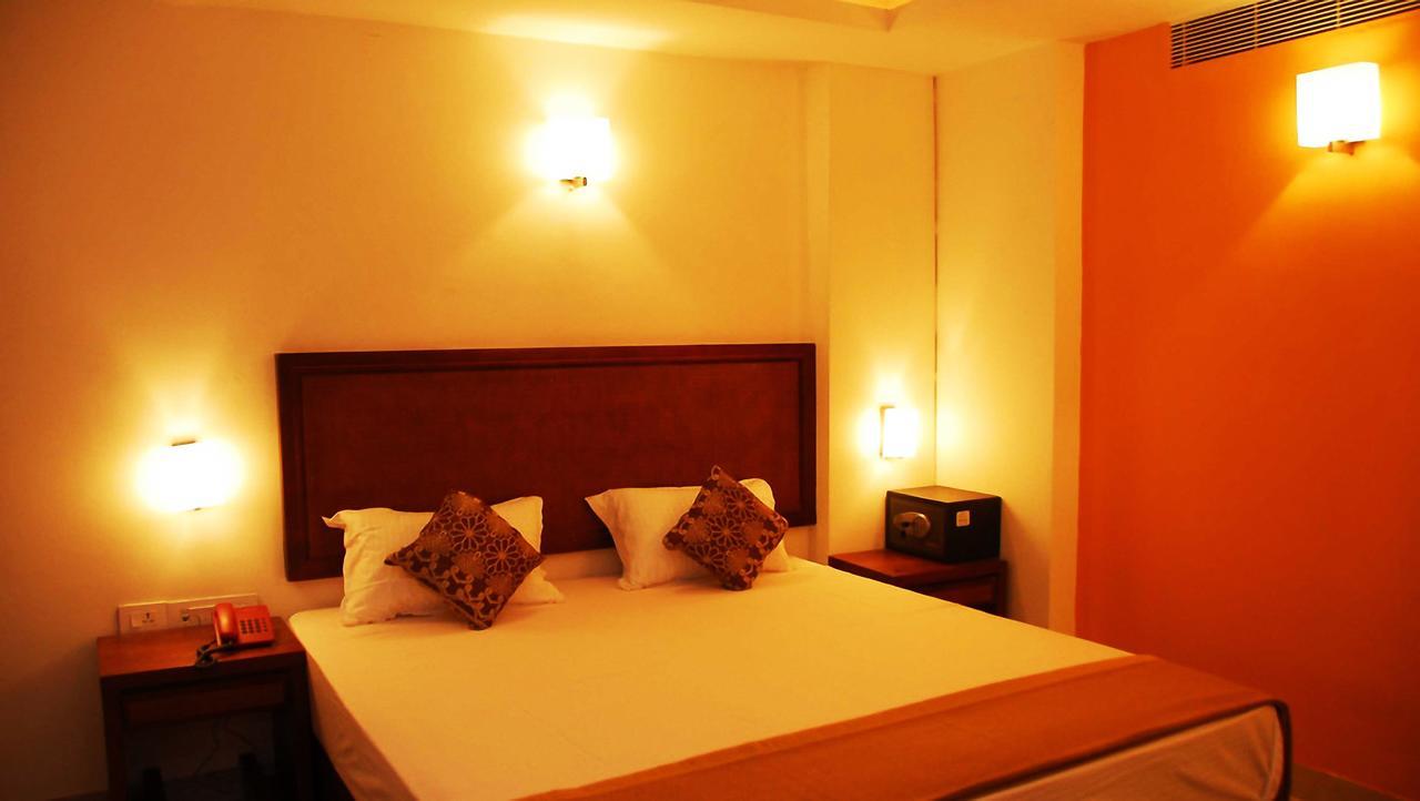 Budget Hotel Khammam Eksteriør billede