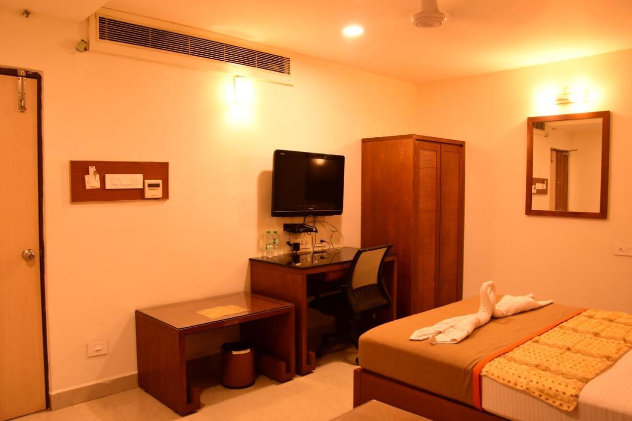 Budget Hotel Khammam Eksteriør billede