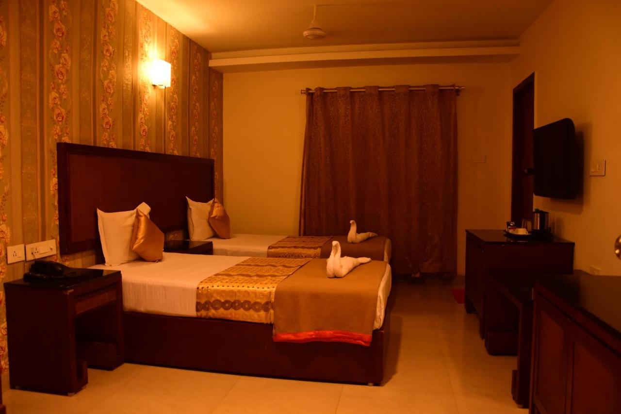 Budget Hotel Khammam Eksteriør billede
